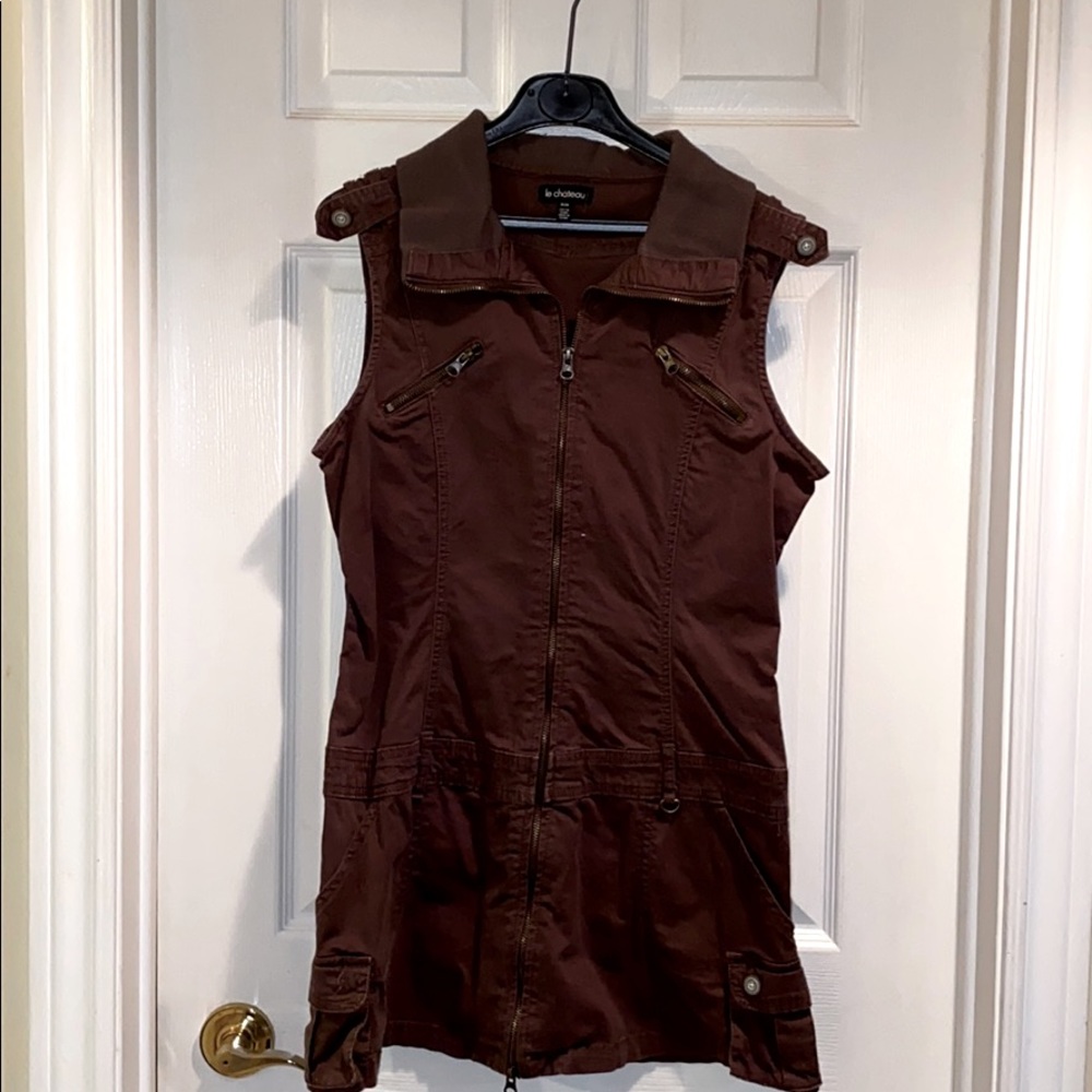 Le Chateau Sleeveless Top